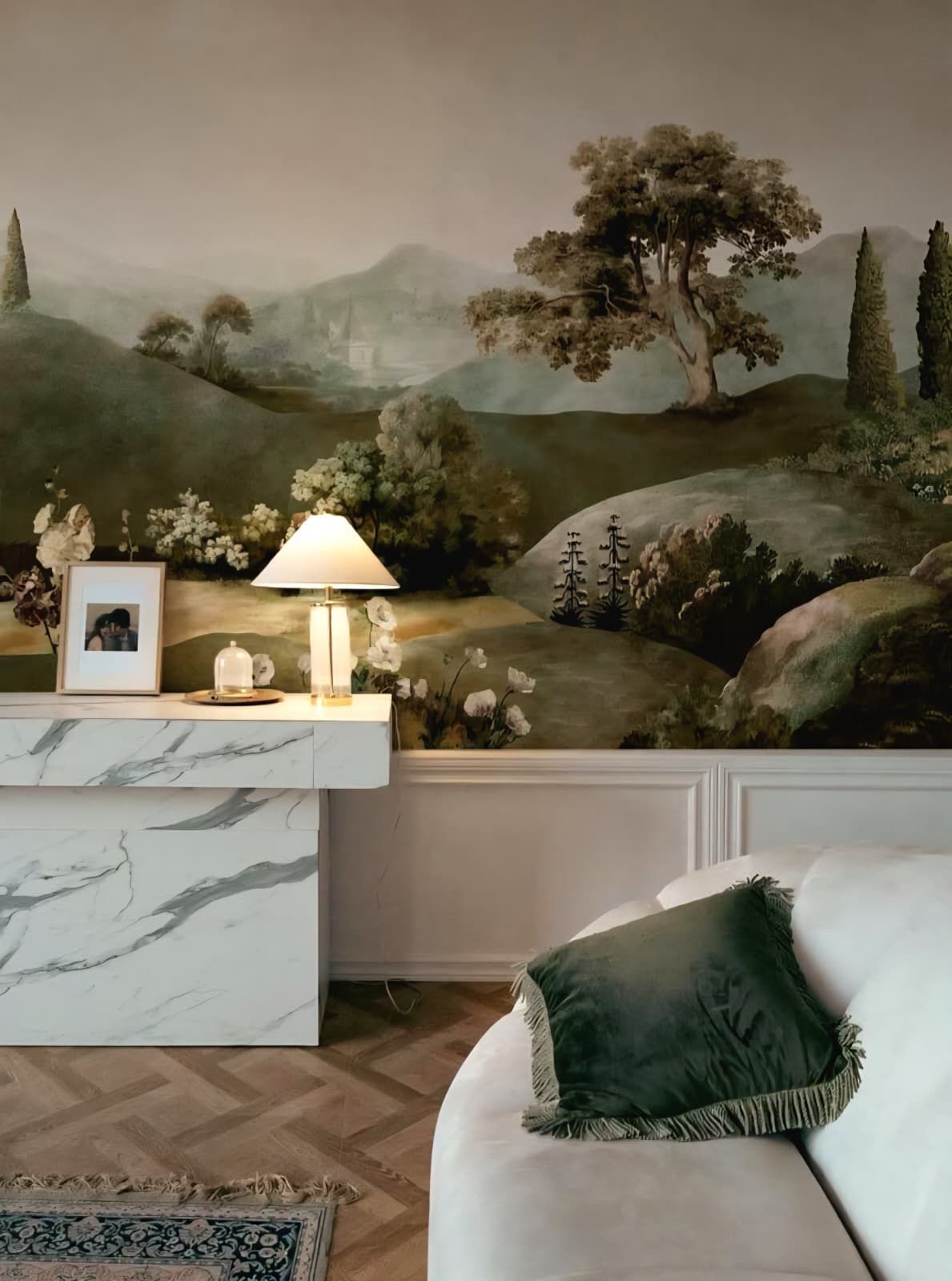 Artistic Tree Wall Murals: A Creative Touch of Nature Indoors