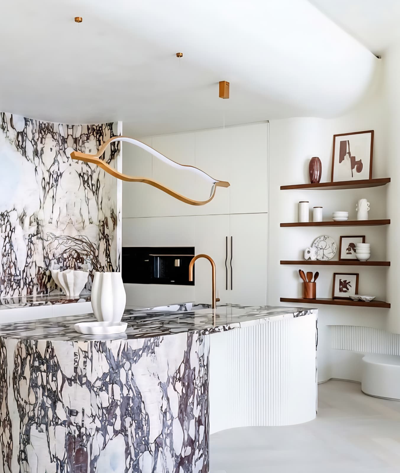 Statement Island: The Key to Adding Character to Modern Kitchens